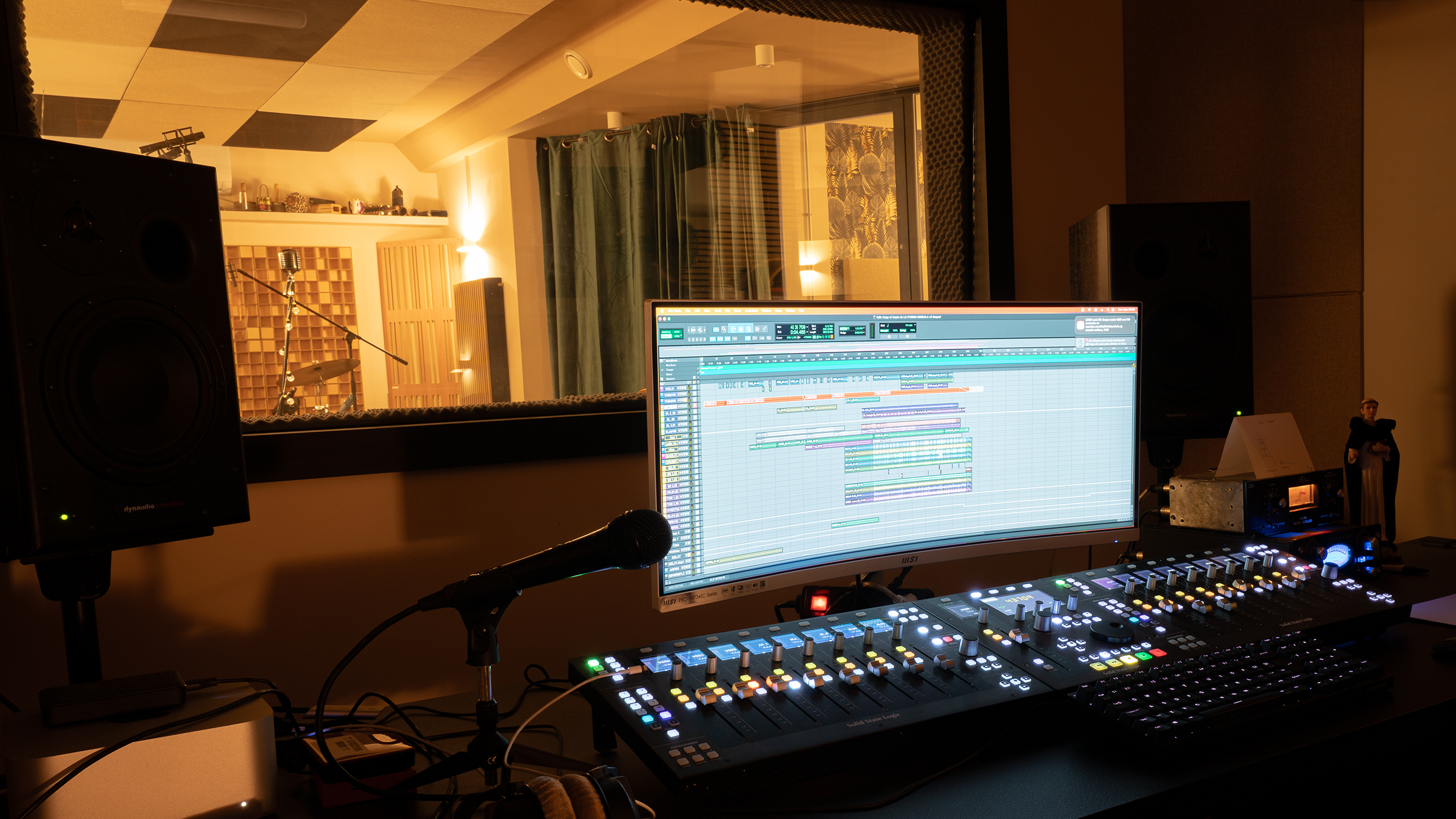 Estudio de grabación y producción musical DEN Experience Majadahonda